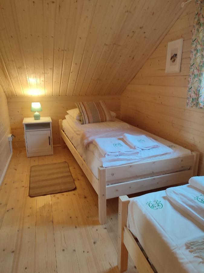 Brzozami Malowane Giebultow  Exteriör bild